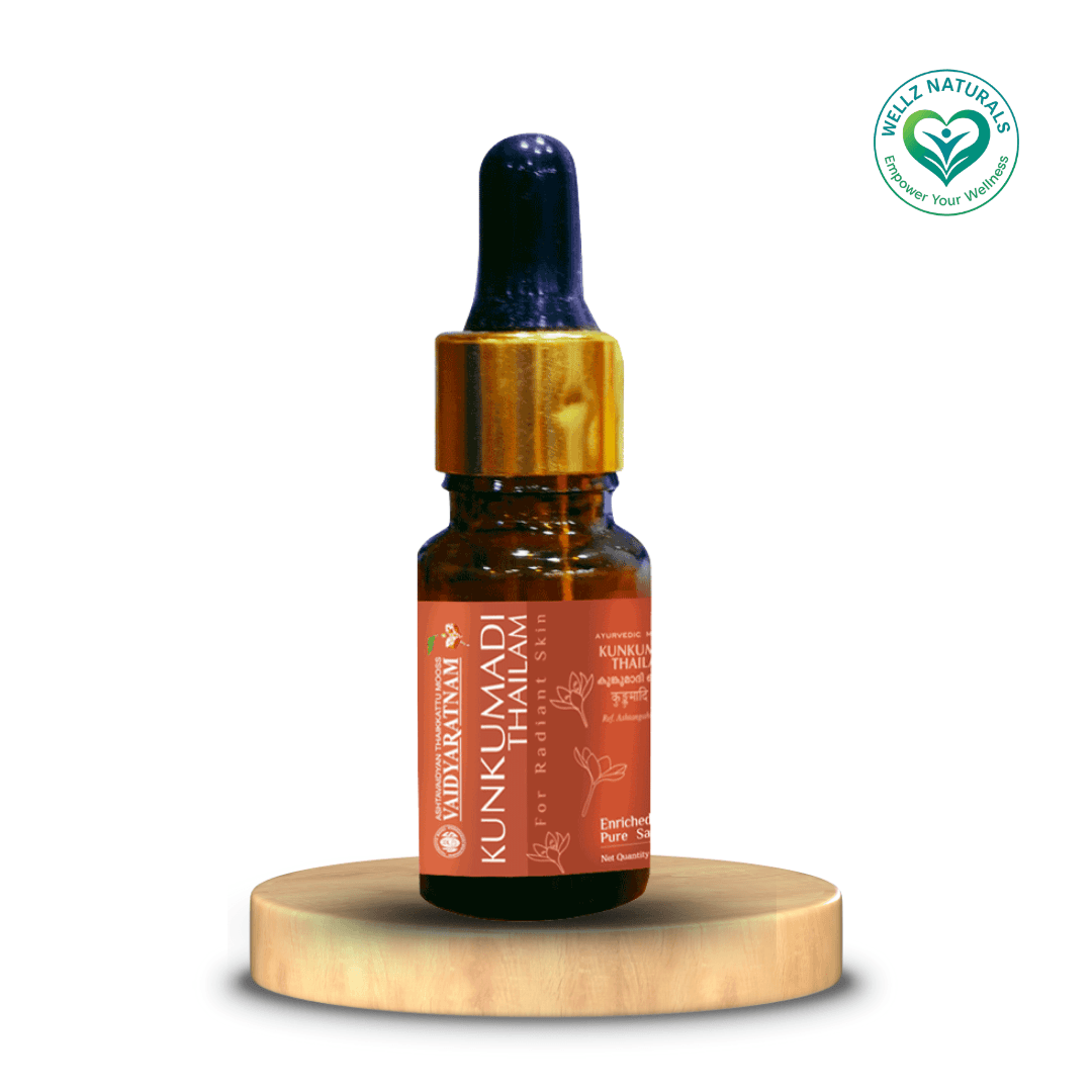 Kumkumadi Thailam - Ayurvedic Facial Glow Oil - 10 ml Kumkumadi Thailam - Ayurvedic Facial Glow Oil - 10 ml