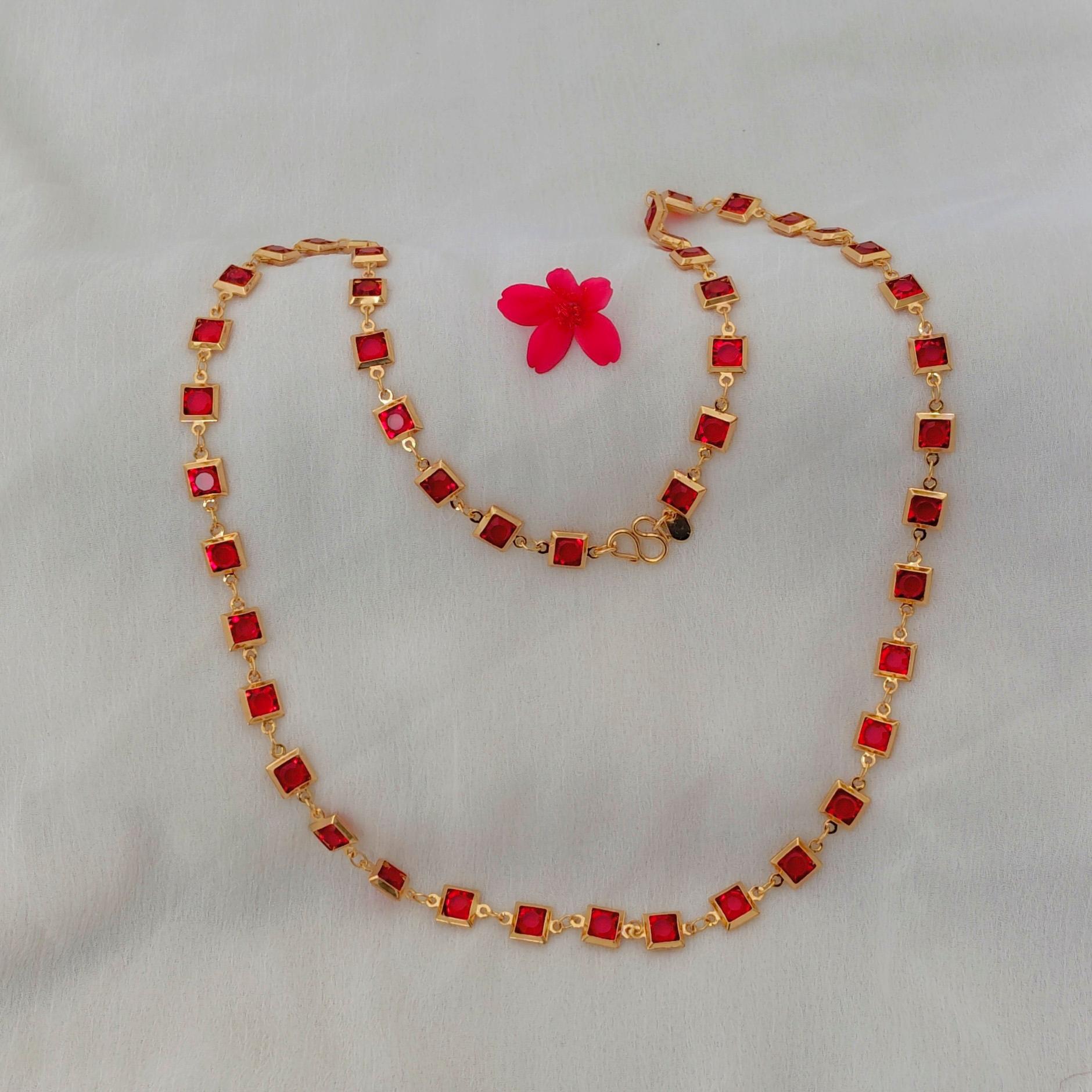 Square AD Stone Chain with Gold Polish Square AD Stone Chain with Gold Polish