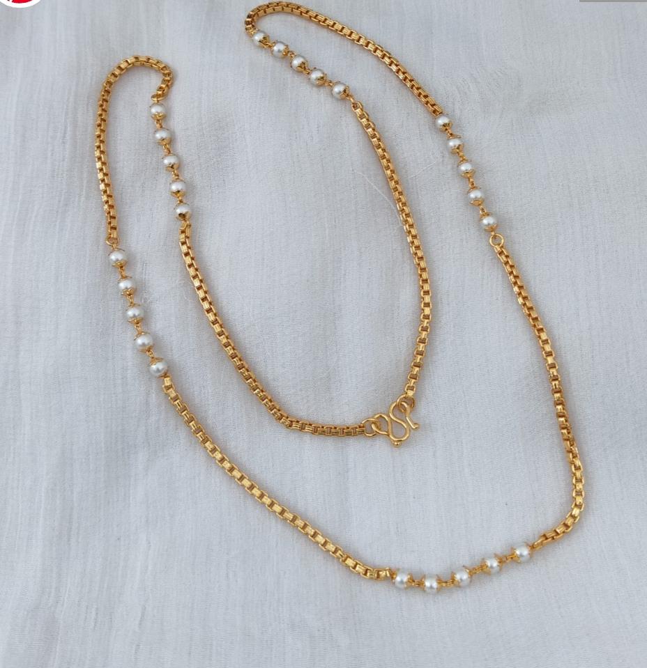 Gold-Alike Chain with Pearl Beads Gold-Alike Chain with Pearl Beads